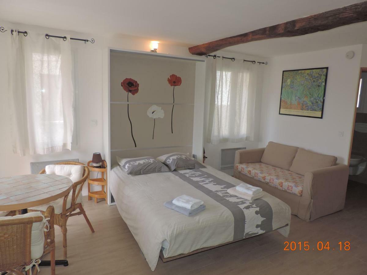 Les Cigales D'estoublon Appartement